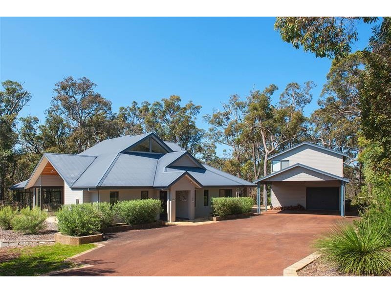 27 The Boulevard, Margaret River WA 6285