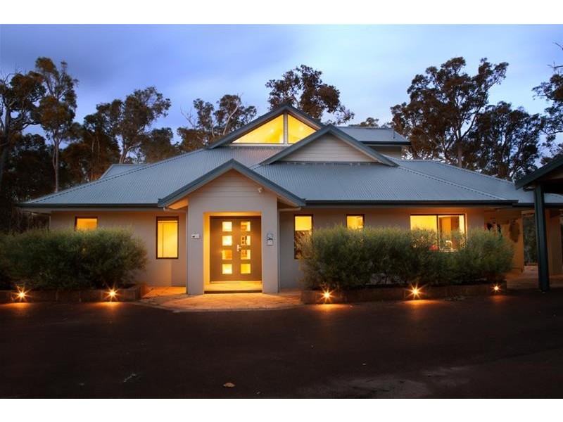 27 The Boulevard, Margaret River WA 6285