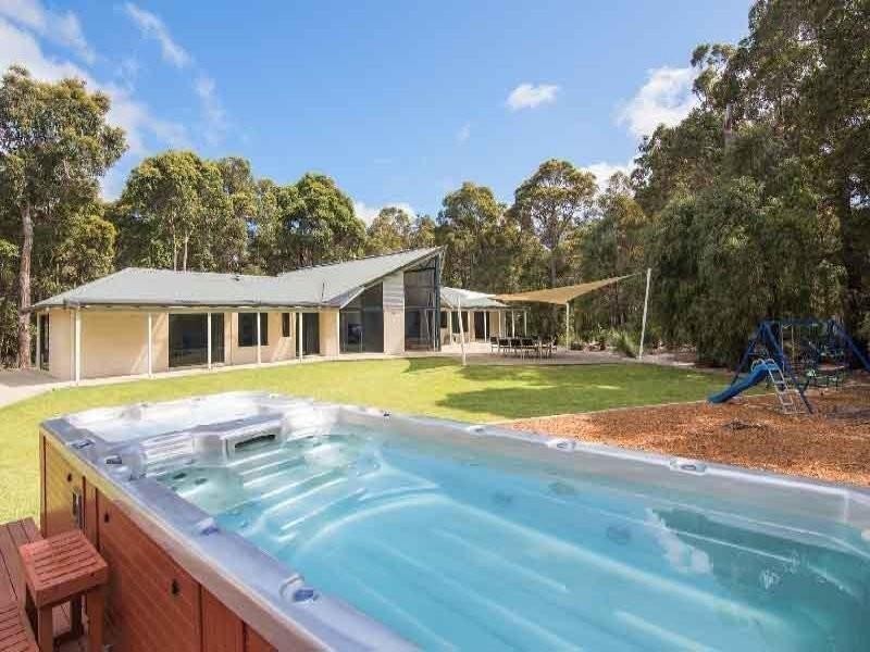 35 Woodland Drive, Margaret River WA 6285