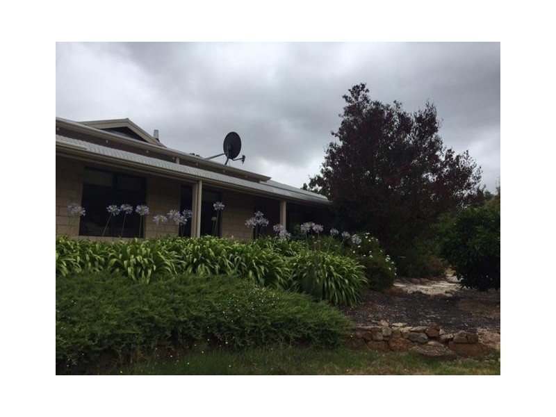 6 Edward Place, Margaret River WA 6285