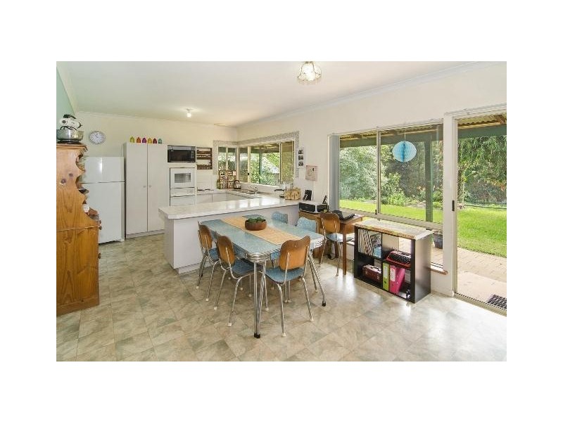 17 Duggan Drive, Cowaramup WA 6284