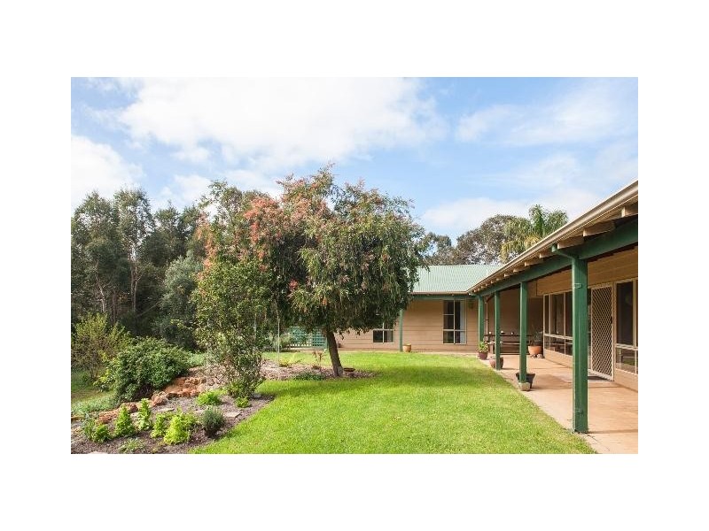 17 Duggan Drive, Cowaramup WA 6284