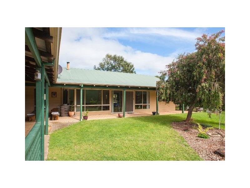 17 Duggan Drive, Cowaramup WA 6284