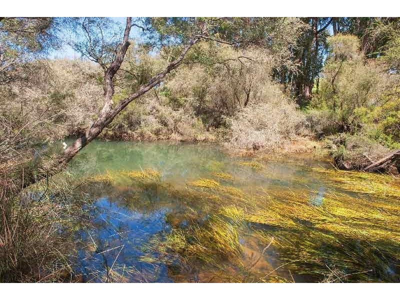 898 Davis Road, Rosa Glen WA 6285