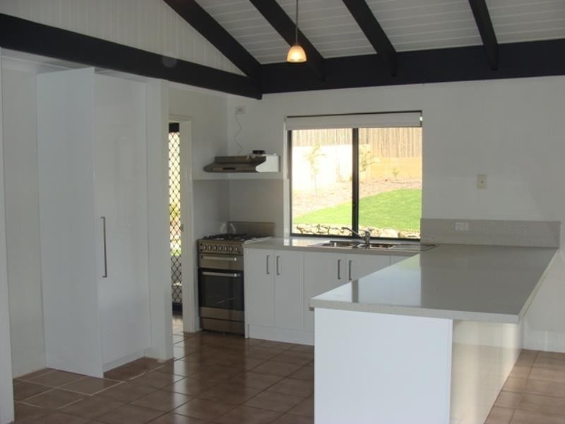 24 Point Marmaduke, Gnarabup WA 6285