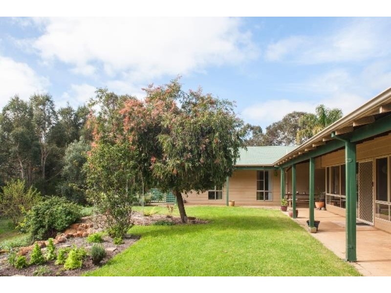 17 Duggan Drive, Cowaramup WA 6284