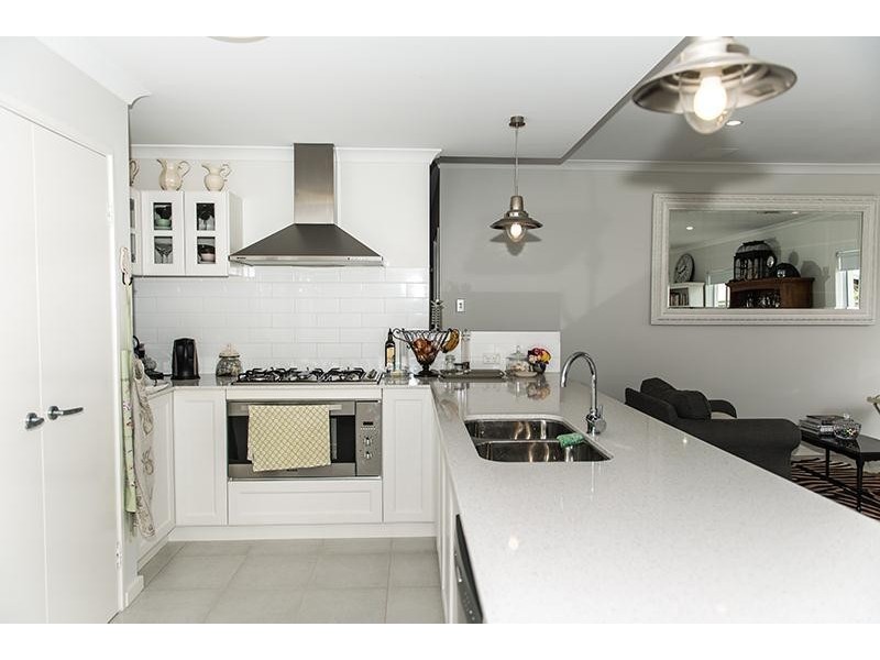 8 Tamarix Crescent, Margaret River WA 6285