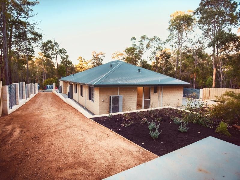 1 Wandoo Place, Cowaramup WA 6284