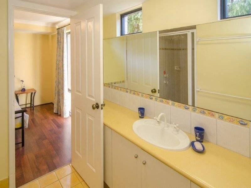 Vattos Way, Prevelly WA 6285