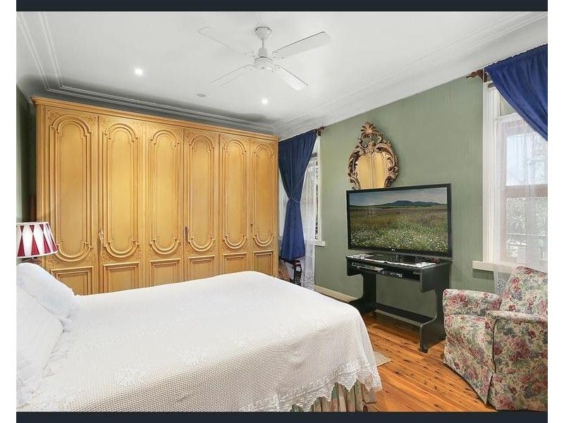 313 waterloo Road, Greenacre NSW 2190