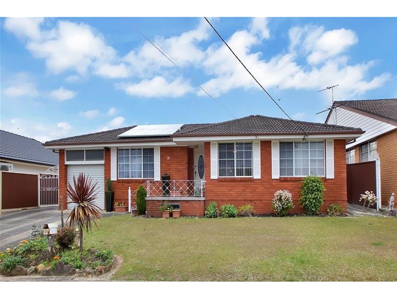 13  Jacqueline Crescent, Greenacre NSW 2190