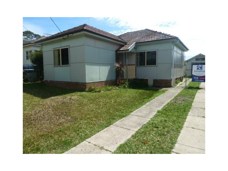 123 wangee Road, Greenacre NSW 2190