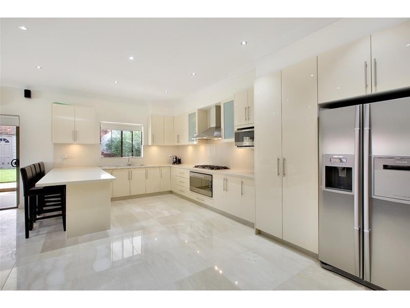 3 Miowera Avenue, Carss Park NSW 2221