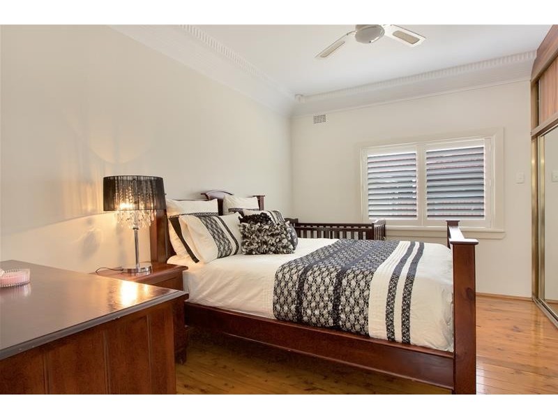 3 Miowera Avenue, Carss Park NSW 2221