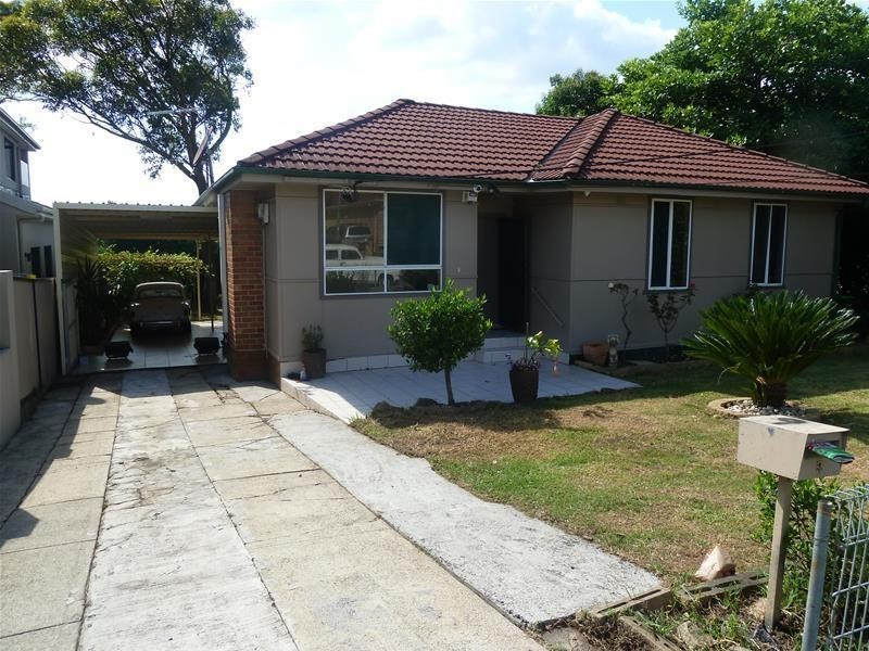 9 Keira Avenue, Greenacre NSW 2190