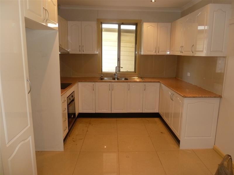 9 Keira Avenue, Greenacre NSW 2190