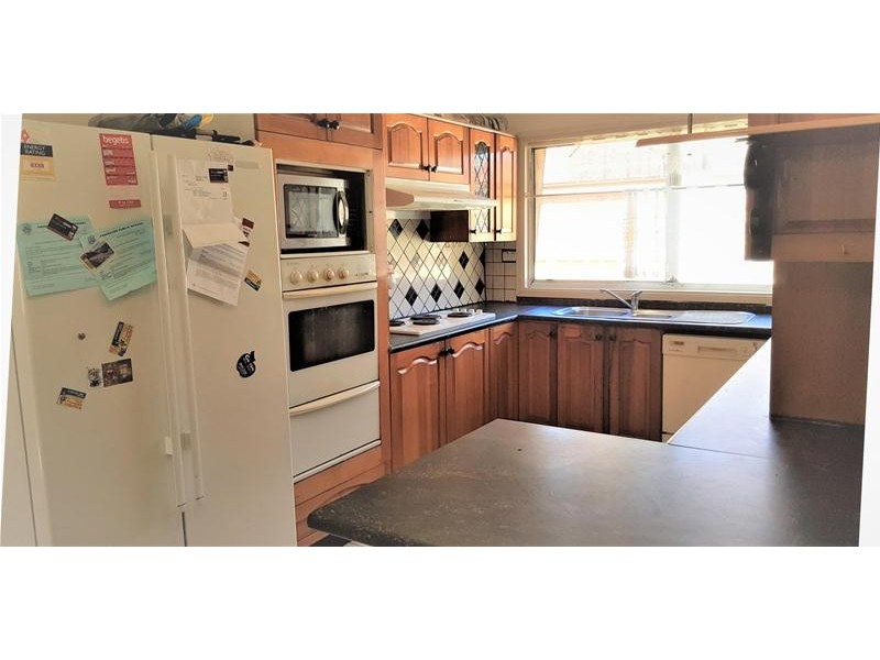 186 Roberts Road, Greenacre NSW 2190