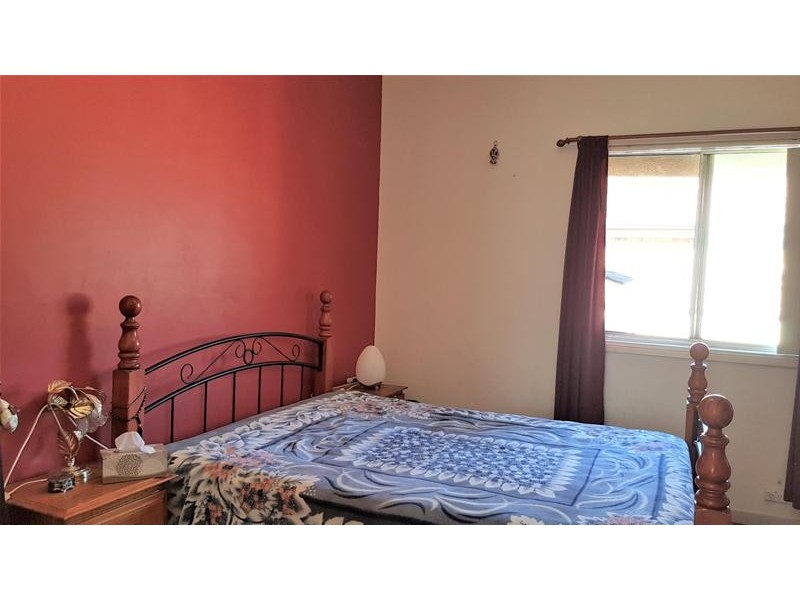 186 Roberts Road, Greenacre NSW 2190