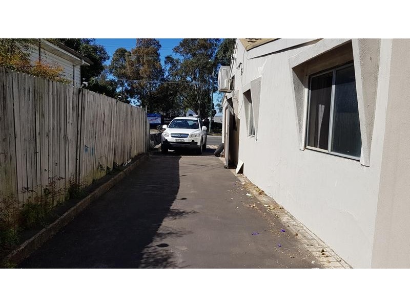 186 Roberts Road, Greenacre NSW 2190