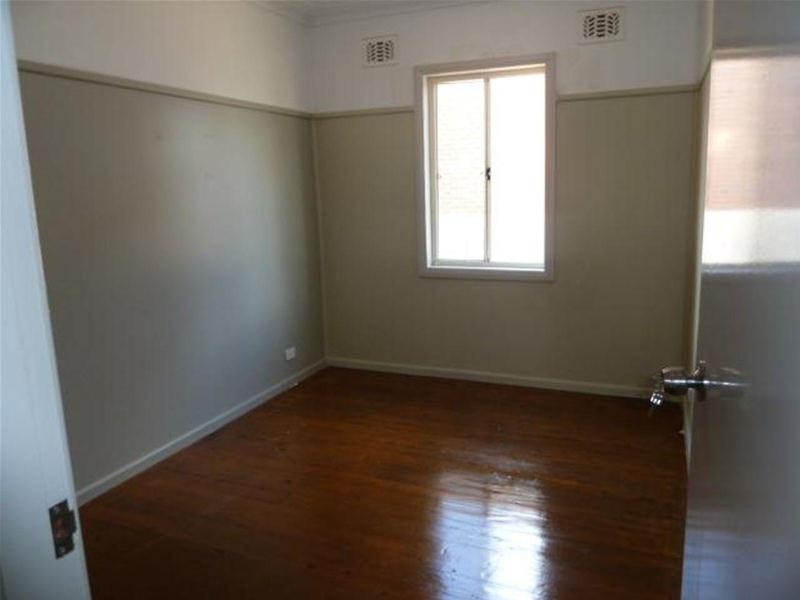 123 wangee Road, Greenacre NSW 2190