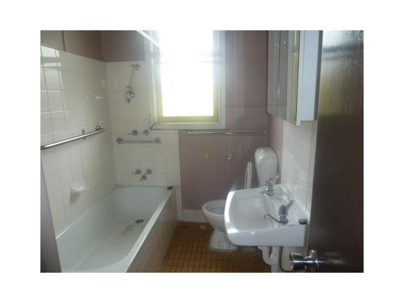 218 Wangee Road, Greenacre NSW 2190