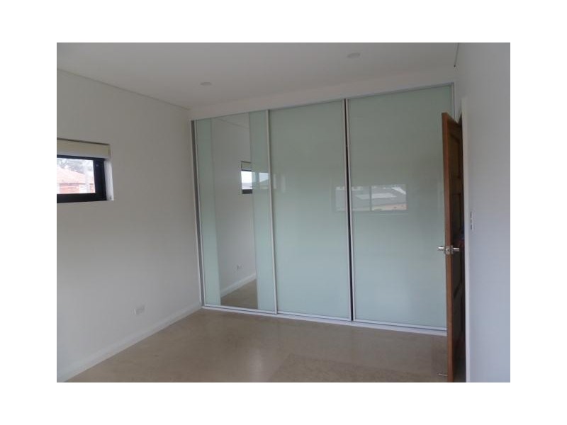 1A kareela Crescent, Greenacre NSW 2190