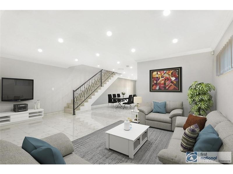 12A BROMLEY Avenue, Greenacre NSW 2190