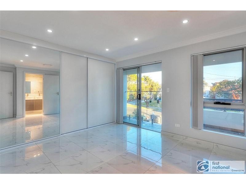 12A BROMLEY Avenue, Greenacre NSW 2190