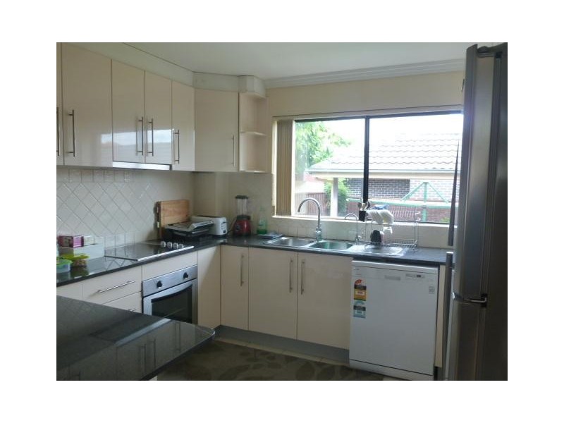 304 Waterloo Road, Greenacre NSW 2190