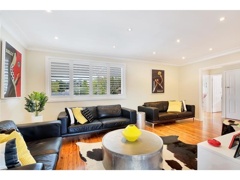 54 Denman Road, Georges Hall NSW 2198