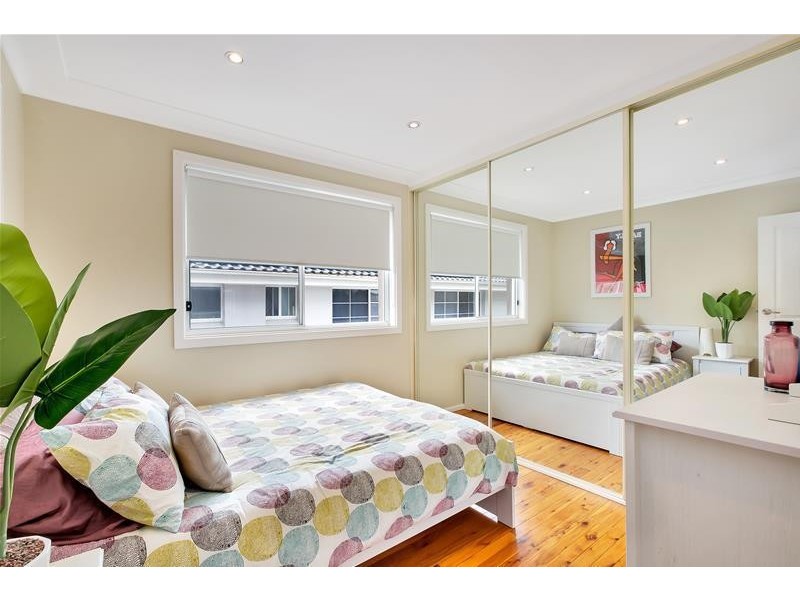 54 Denman Road, Georges Hall NSW 2198