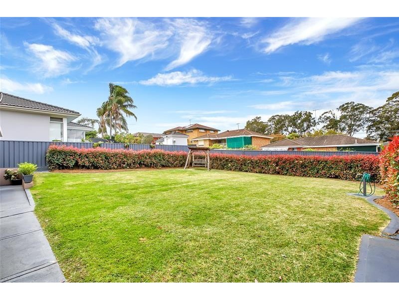 54 Denman Road, Georges Hall NSW 2198