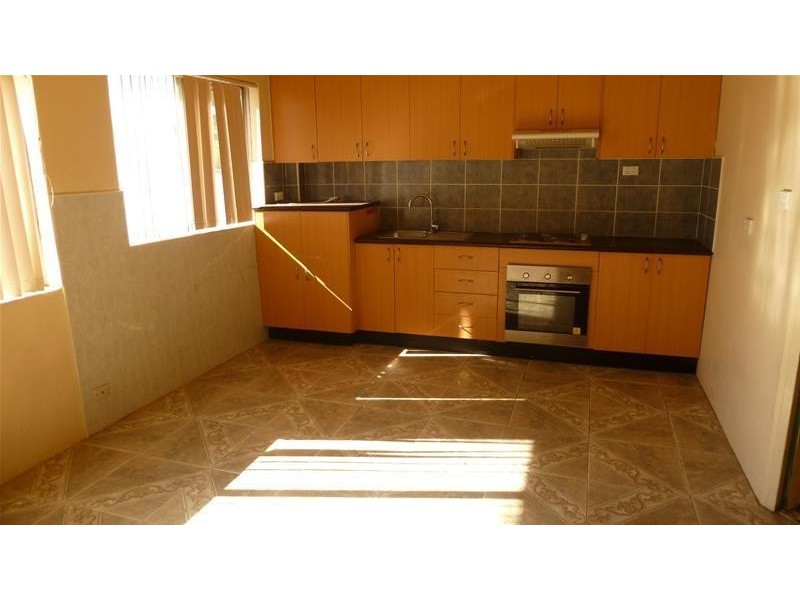 4/39 Harrow Road, Auburn NSW 2144