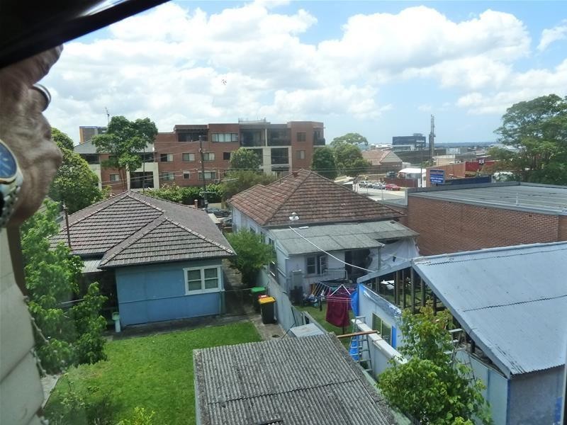 4/39 Harrow Road, Auburn NSW 2144