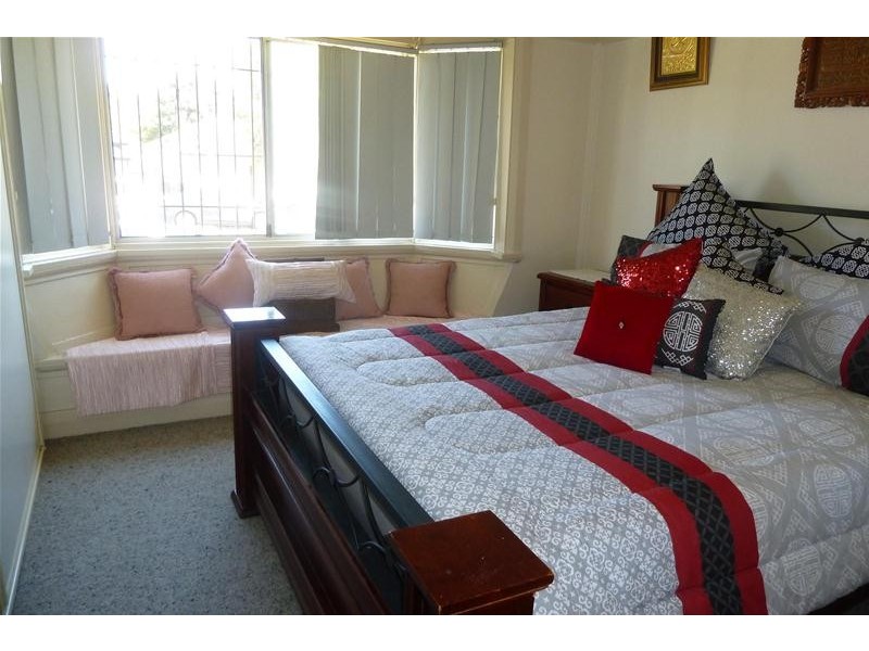 10  MCPHERSON Avenue, Punchbowl NSW 2196