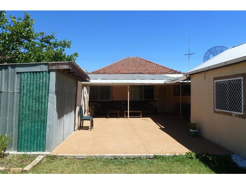 10  MCPHERSON Avenue, Punchbowl NSW 2196