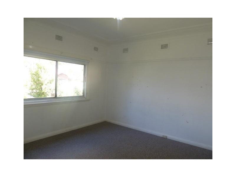 19 Payten Avenue, Roselands NSW 2196