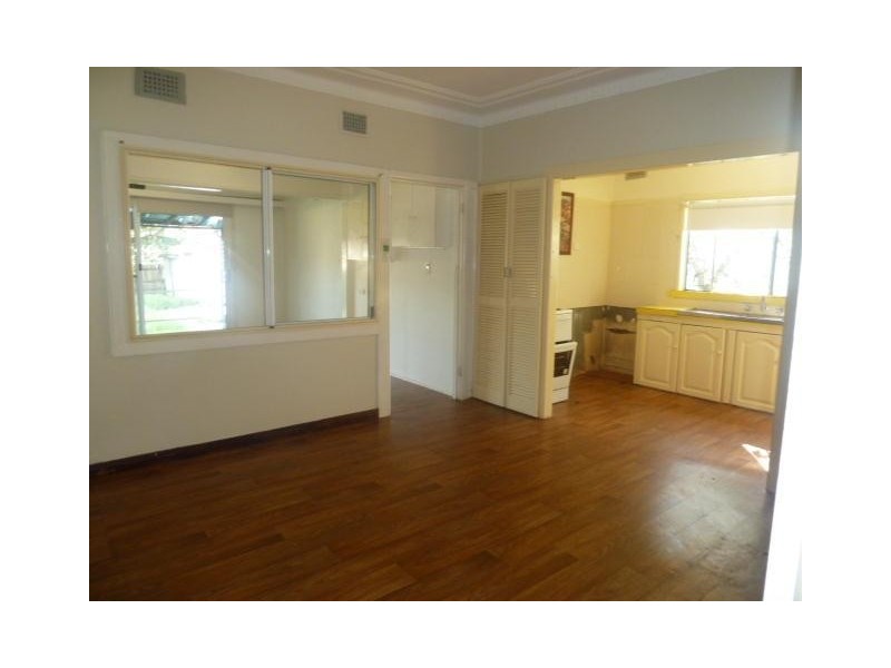 19 Payten Avenue, Roselands NSW 2196