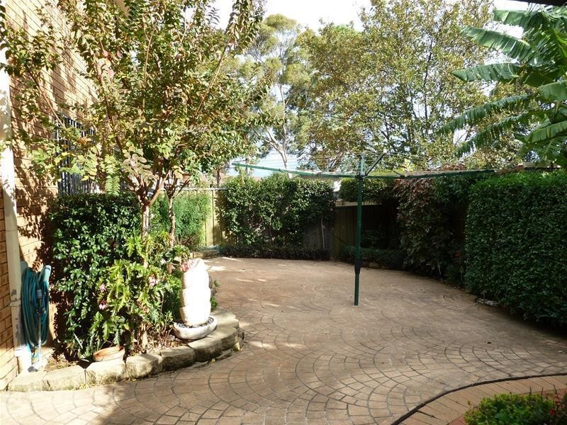17/221 Old Kent Road, Greenacre NSW 2190