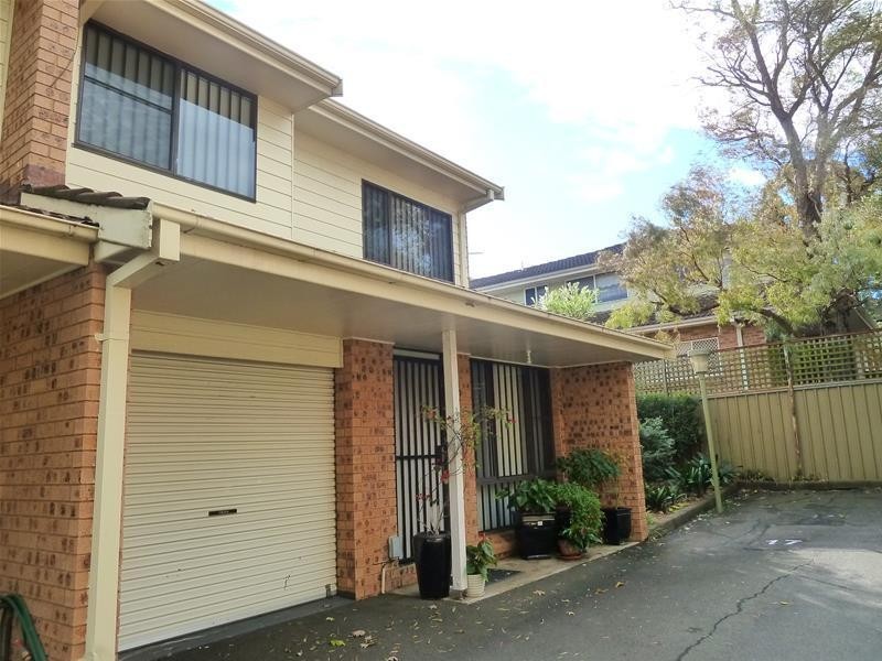 17/221 Old Kent Road, Greenacre NSW 2190