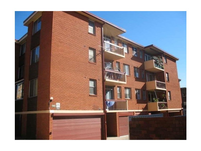 17/828 Canterbury Road, Roselands NSW 2196