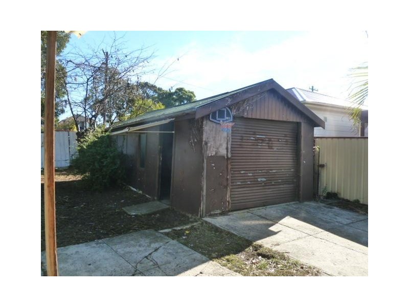 4 Rea Street, Greenacre NSW 2190