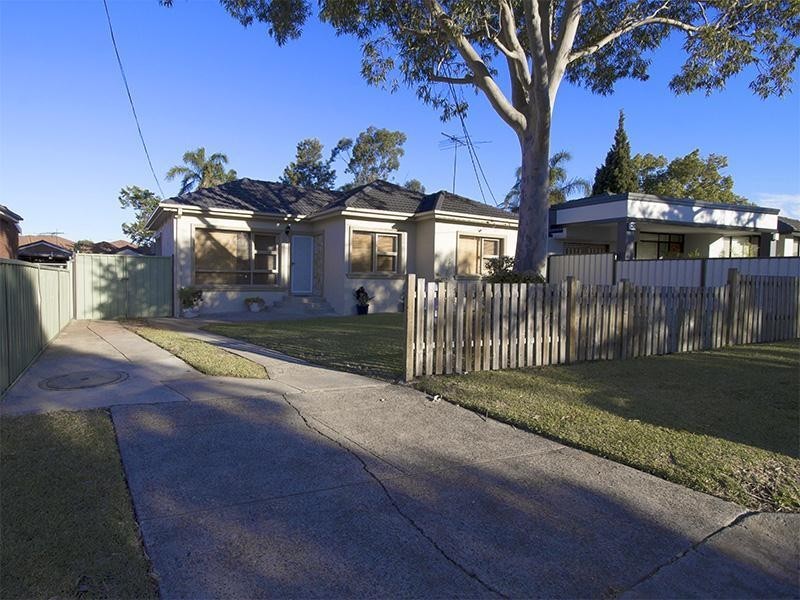 21 Bettina Court, Greenacre NSW 2190