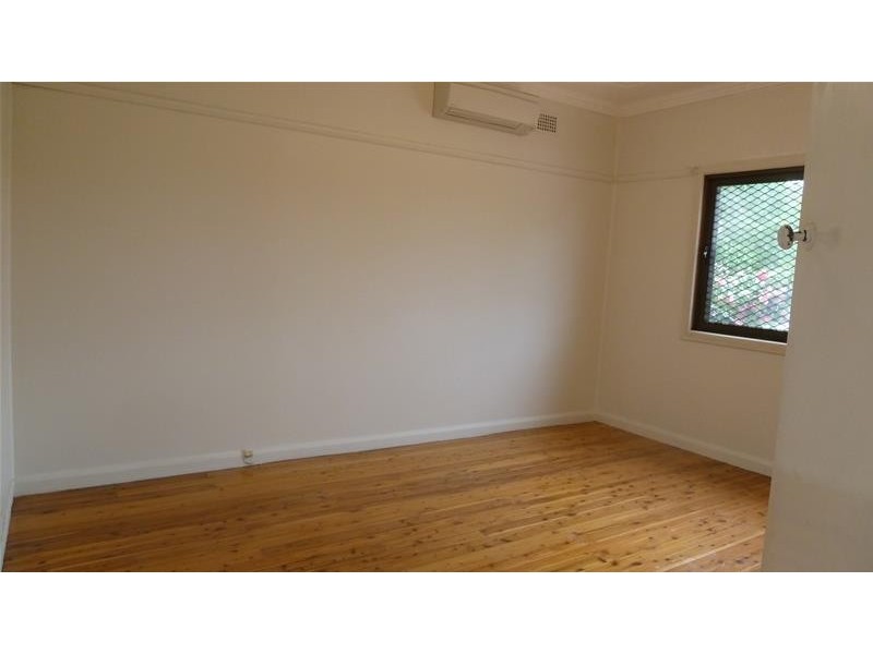 3 Buckland Street, Greenacre NSW 2190