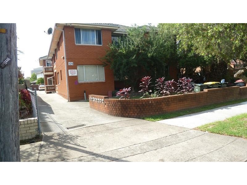 1/109 Hampden Street, Lakemba NSW 2195