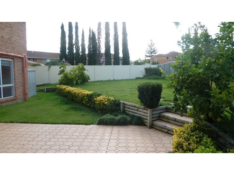 5 Kirrily Place, Georges Hall NSW 2198