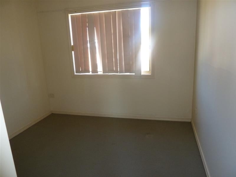 6/4 Roberts Road, Greenacre NSW 2190