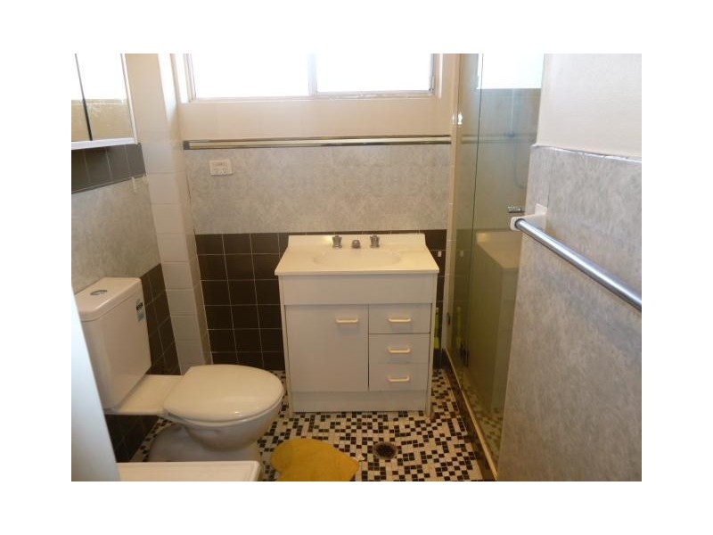 8/5 Cornelia Street, Wiley Park NSW 2195