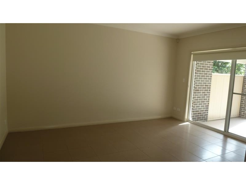 3/29-31 Gosling Street, Greenacre NSW 2190