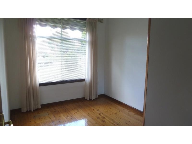 36 Cripps Avenue, Kingsgrove NSW 2208